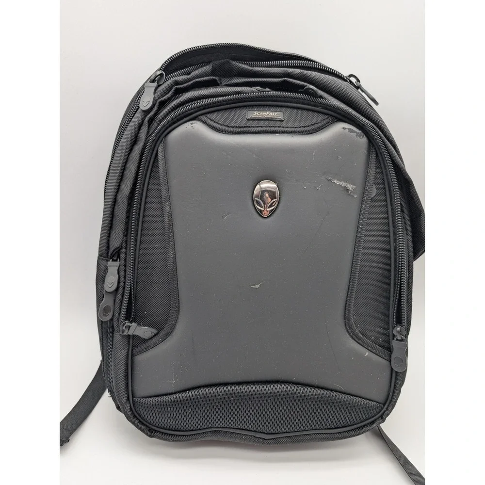 Alienware Mobile Edge ScanFast Gaming Laptop Backpack Black TSA Friendly